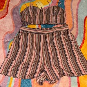 BRALETTE AND SHORT MATCHING SET